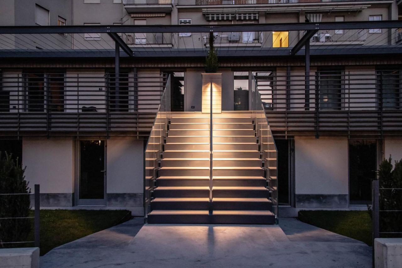 Sui Generis - Aosta Urban Apartments ภายนอก รูปภาพ